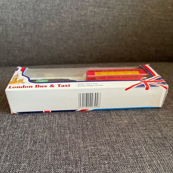 Diecast Genuine London Bus and London Taxi Set Mini Souvenir - Picture 4 of 8